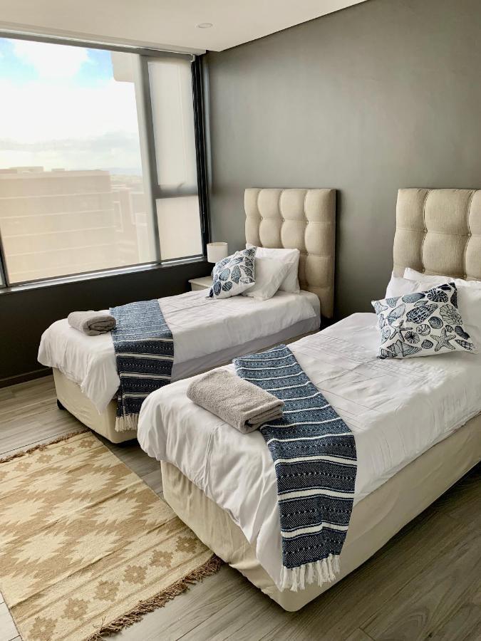 Umhlanga Arch 703 Sea View Self-Catering Apartment Дърбан Екстериор снимка